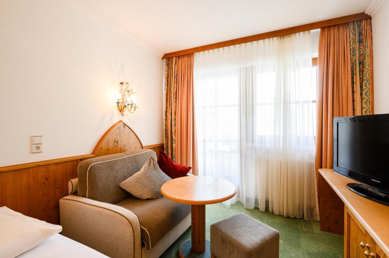Hotel Garni Castel B&B Ischgl Exteriér fotografie