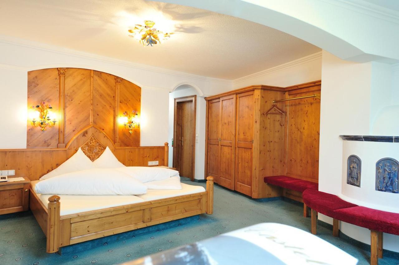 Hotel Garni Castel B&B Ischgl Exteriér fotografie
