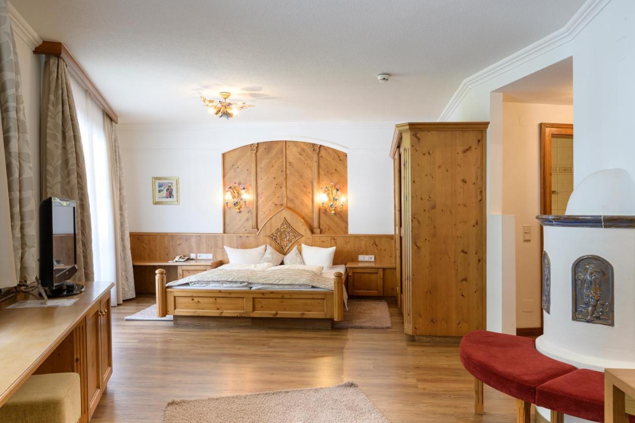 Hotel Garni Castel B&B Ischgl Exteriér fotografie