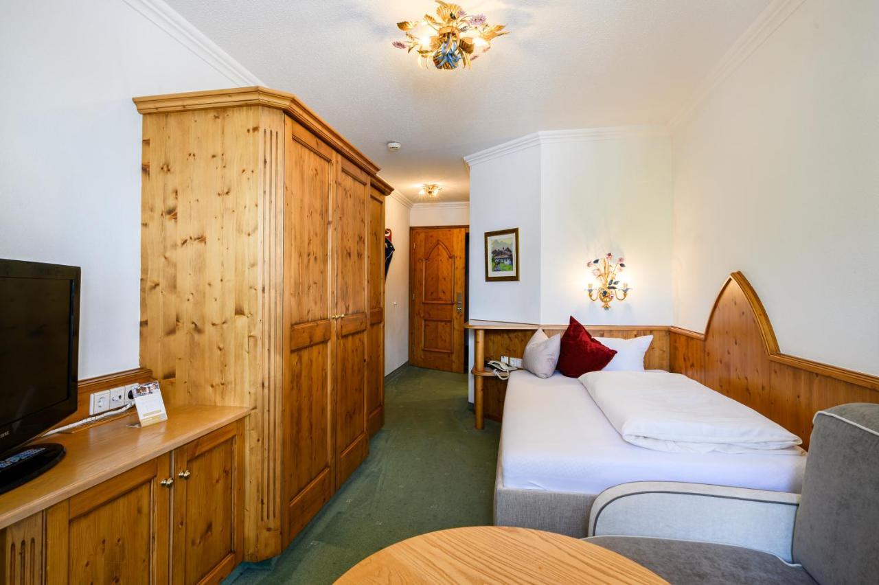 Hotel Garni Castel B&B Ischgl Exteriér fotografie