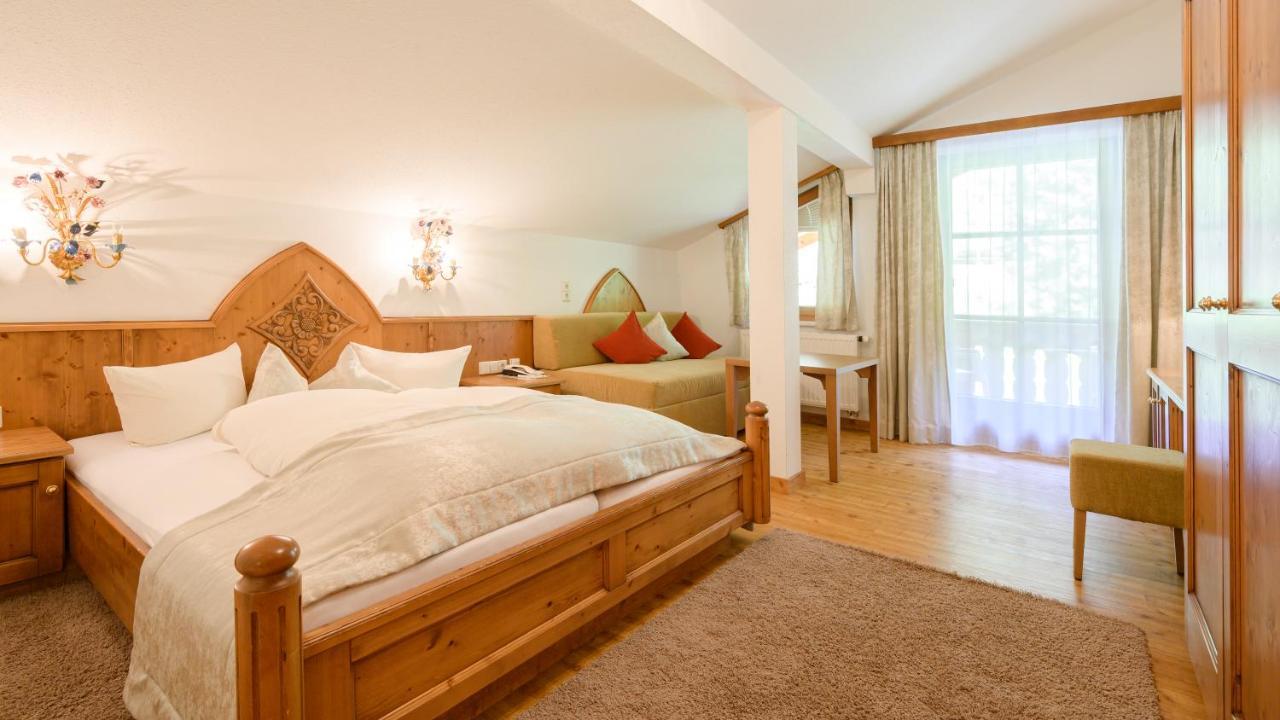 Hotel Garni Castel B&B Ischgl Exteriér fotografie