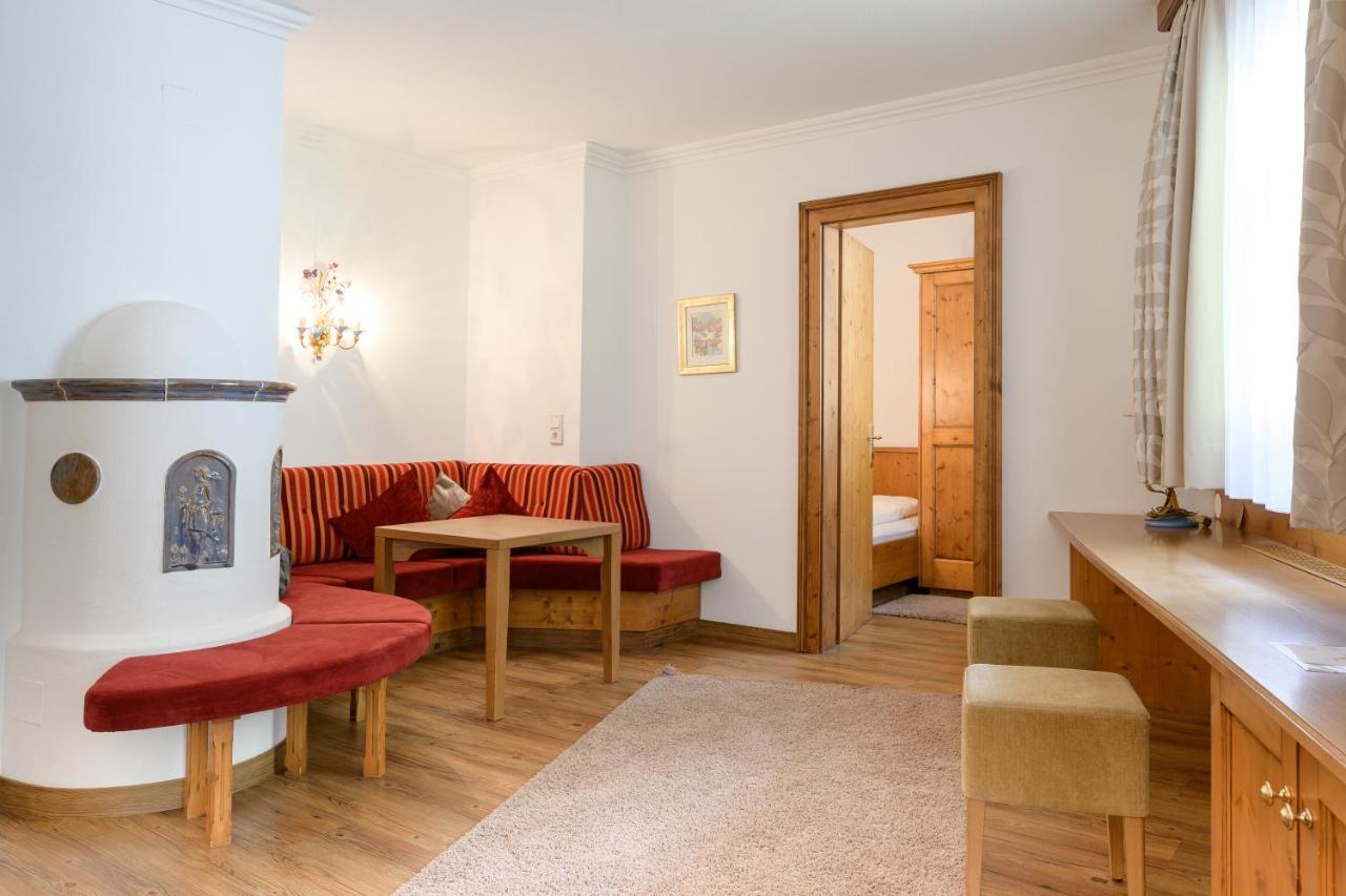 Hotel Garni Castel B&B Ischgl Exteriér fotografie